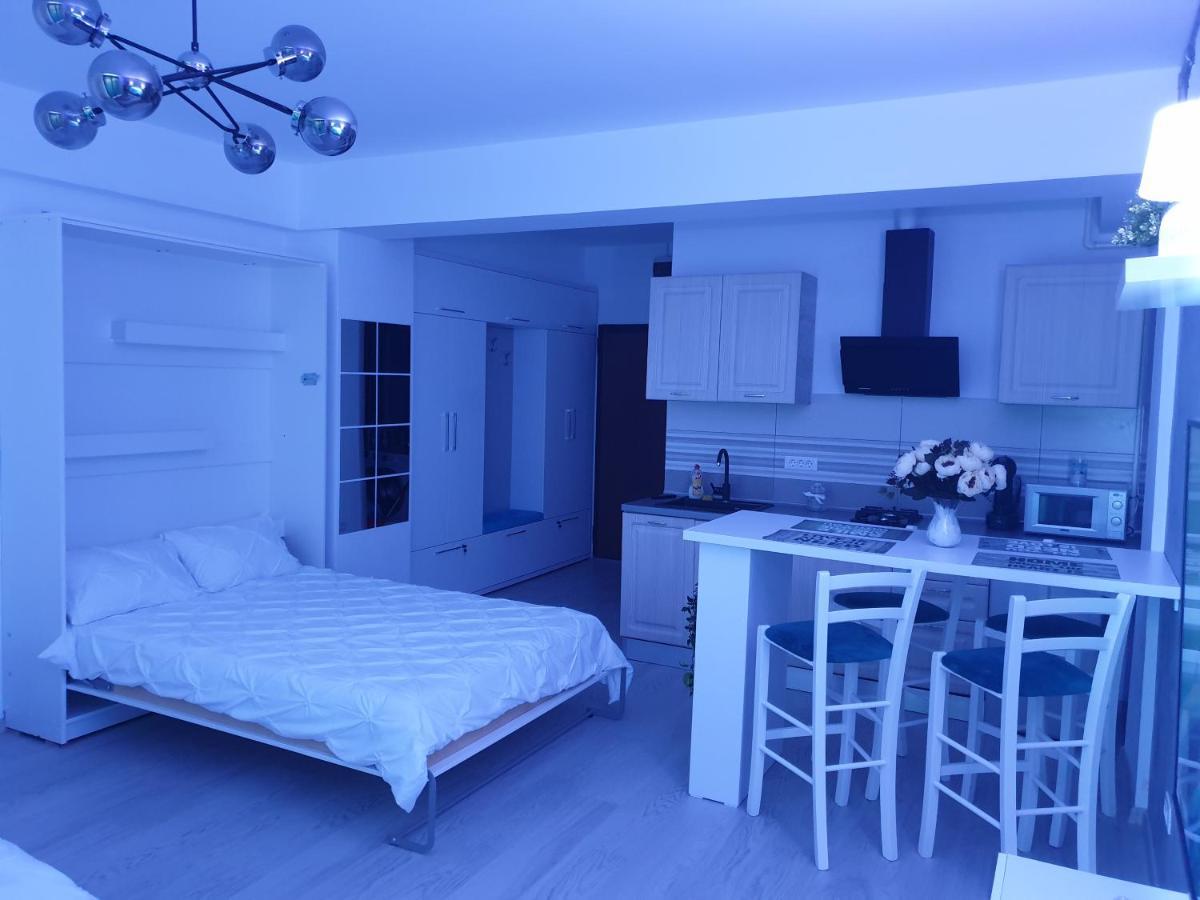 Delux Studio Mamaia Nord Navodari Bagian luar foto